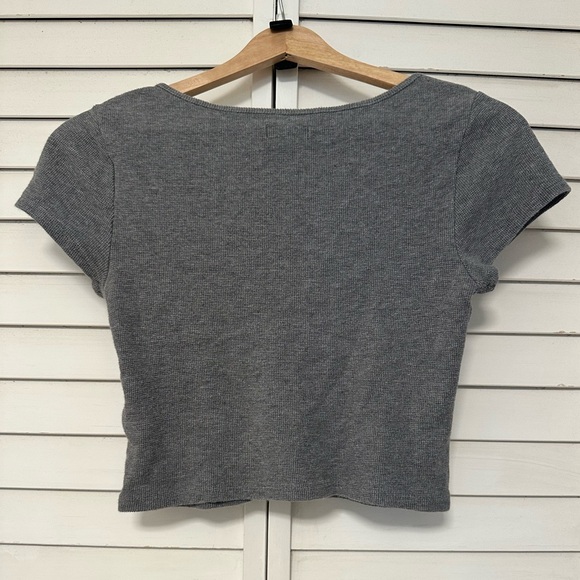 Assorted Crop Tops, Assorted Sizes - Picture 11 of 16